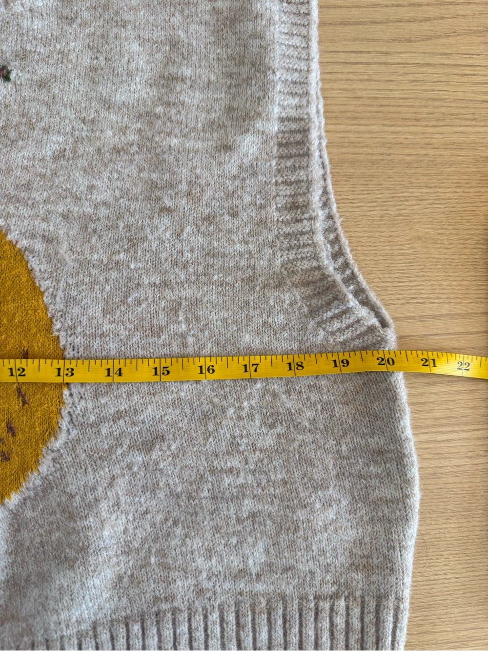 CIDER Pear Sweater Vest Alpaca Wool Blend Khaki Large Fruit Graphic - Picture 8 of 11